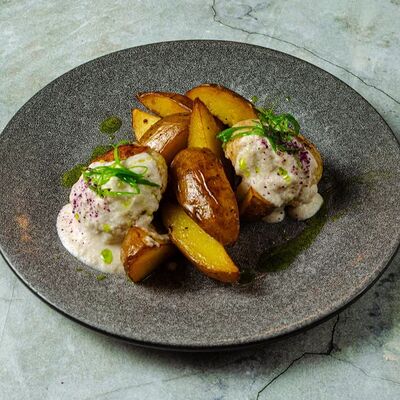 Щучьи биточки с рисом и овощами в Moloko по цене 560 ₽