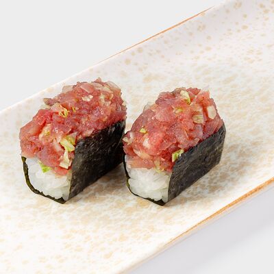 Хенд-ролл с тунцом в Тендер Суши по цене 680 ₽