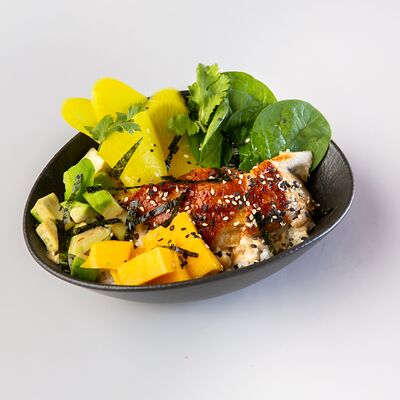 Поке Угорь-дайкон в Papaya по цене 610 ₽