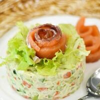 Салат Оливье с лососем в Россвик