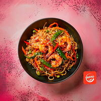 Wok с креветками в Gusto