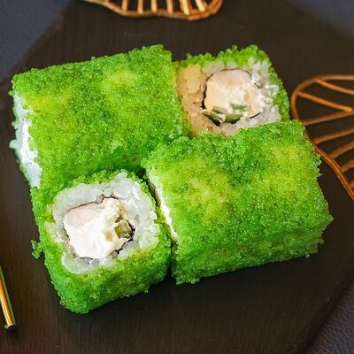 Калифорния с креветкой в Mart Lounge Bar по цене 779 ₽
