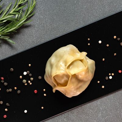 Манты с говядиной в Чебуреки Манты по цене 110 ₽