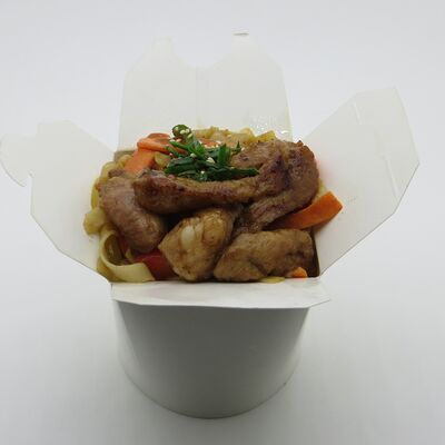 Лапша удон со свининой в Yoshi по цене 320