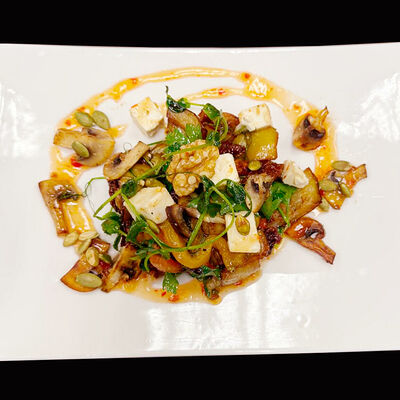 Салат Запеченный баклажан new style с вялеными томатами и рассольным сыром в Pronto Pizza по цене 640 ₽