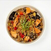 Тяхан с лососем в Воздух еда