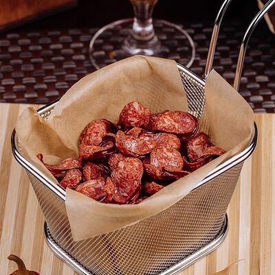 Колбасные чипсы в Grenka на Труда по цене 210 ₽