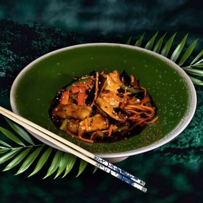 Жареные баклажаны Юй-сянь в LAOBAN по цене 920 ₽