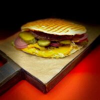 Beef and Cheese в Сытно Аппетитно