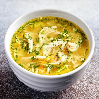 Суп-лапша Куриная с мясом в ЧебуречнаяСССР по цене 250 ₽