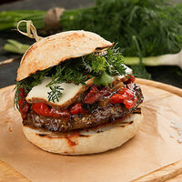 Кантри Бургер в McKey Pub & Restauraunt