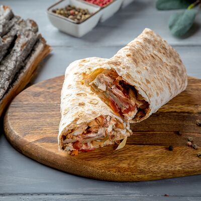 Шаурма с курицей в Гурмания по цене 259 ₽