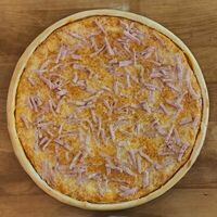 Пицца с ветчиной в Holiday Pizza