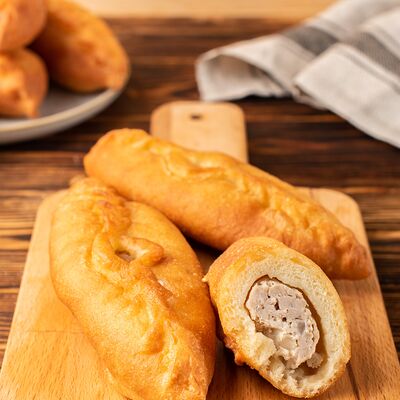 Жареные пирожки с курицейв Бахетле по цене 68 ₽