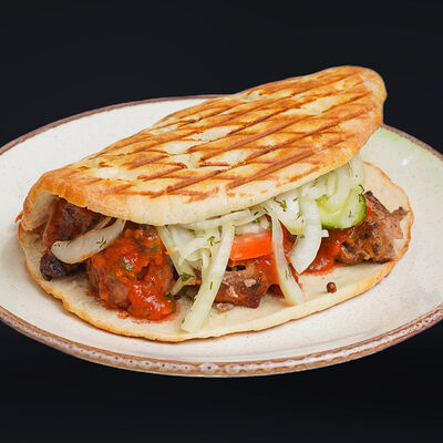 Шашлык из свинины в пите в Гриль Хаус по цене 750 ₽