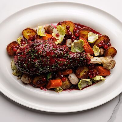 Голень индейки, брусника в Londri по цене 2500 ₽