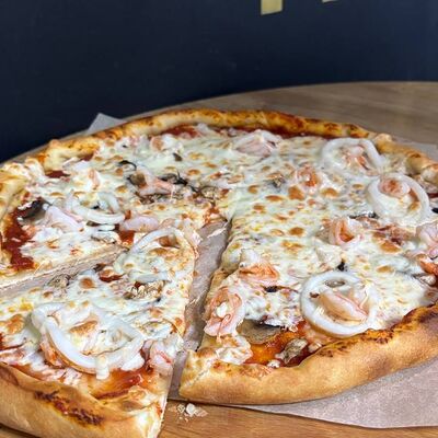 Пицца Том Ям в Deep Tasty по цене 1125 ₽