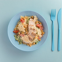 Цезарь с курицей в Rollwell