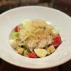 Салат Цезарь с курицей в У сяброу по цене 21