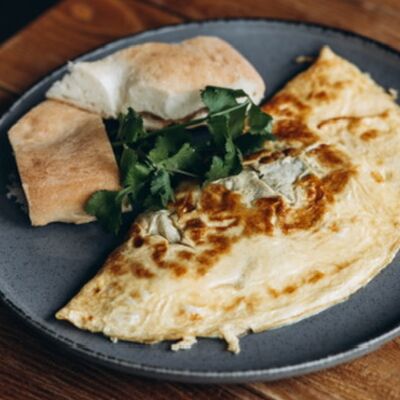 Омлет в Мацони по цене 420 ₽