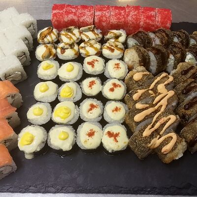 Сет Фаворит в Сол Cити по цене 2050 ₽