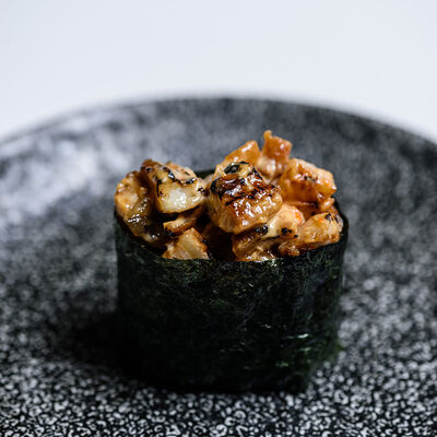 Гункан с угрем в Under the sea по цене 320 ₽