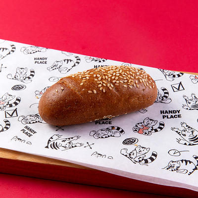 Бездрожжевая булочка с зеленой гречкой в Handy Place по цене 15 ₽