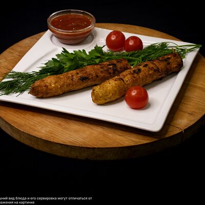 Люля-кебаб из курицы в Три шампура по цене 400 ₽