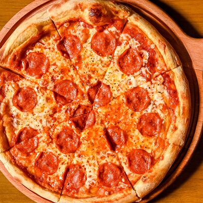 Пепперони в Lil Brazil по цене 640 ₽