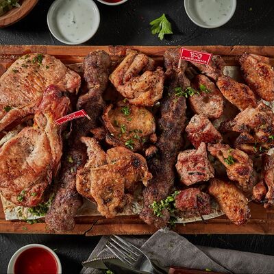 Ассорти Пять друзей в #наУГЛЯХ по цене 3800 ₽