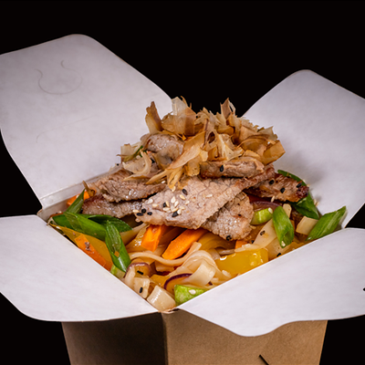 Лапша Удон с говядиной в SUSHIлка по цене 735 ₽