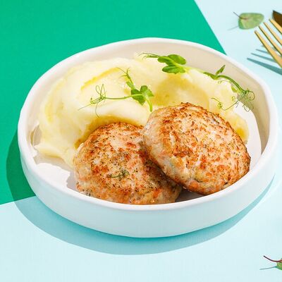 Рыбные котлеты с картофельным пюре в DiDi по цене 1310 ₽