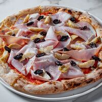 Пицца Капричоза в Romano