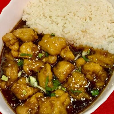 Минтай в соевом соусе с чесночным рисом в Китайская столовая по цене 569 ₽