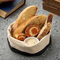 Хлебная корзинка в Double Grill & Bar
