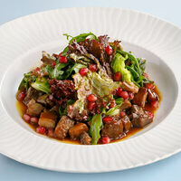 Салат с уткой в Терраса