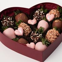 Сердце с клубникой в шоколаде №36 в Клубникисс