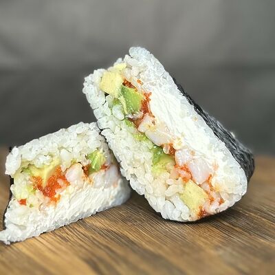 Онигири с креветкой в ГансРолл по цене 375 ₽
