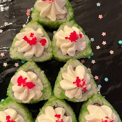 Ролл Ёлка в Лобстер по цене 529 ₽