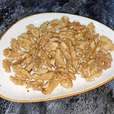 Грецкий орех в Восточный по цене 350 ₽