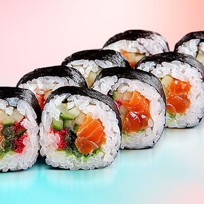 Поке ролл с форелью (Ореховый соус) в Good Price Sushi по цене 750 ₽