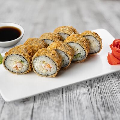 Горячий ролл Жареный Эби в Окинава Гурмэ по цене 799 ₽