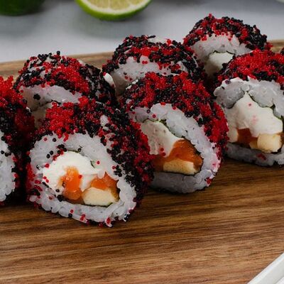 Якудза ролл в Takara по цене 609 ₽