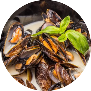 Мидии в соусе дорблю с хрустящей чиабаттой в Butch&Dutch по цене 1310 ₽