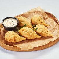 Момо в OmNomNom