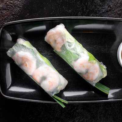 Свежие роллы с тигровыми креветками и овощами в BonoBo по цене 520 ₽