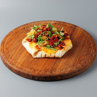 Тортилья бургер с трюфелем в 1st Gallery Lounge по цене 888 ₽