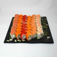 Сет Феникс в Sushi kim