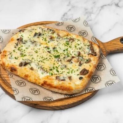 Римская пицца Жюльен в Osteria Mario по цене 820 ₽