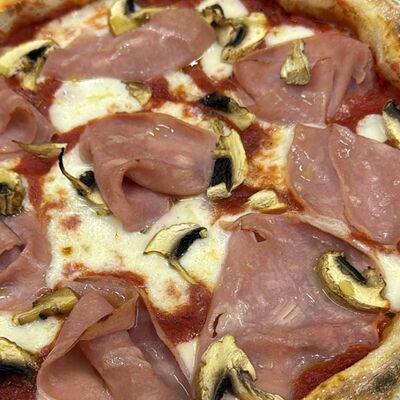 Пицца Прошутто э фунги в Опытный по цене 860 ₽